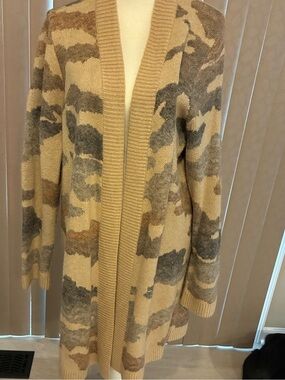 Fate Open-Front Camo Cardigan - Tan & Gray